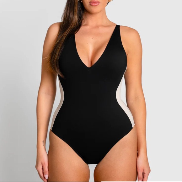 NWT TA3 plungey Contour Dark Cherry Oat XXS Regular One Piece Swimsuit
